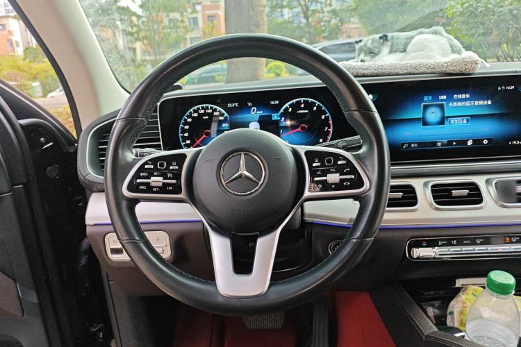 Used Mercedes-Benz GLE 2021 GLE 350 4MATIC Dynamic Edition Steering Wheel