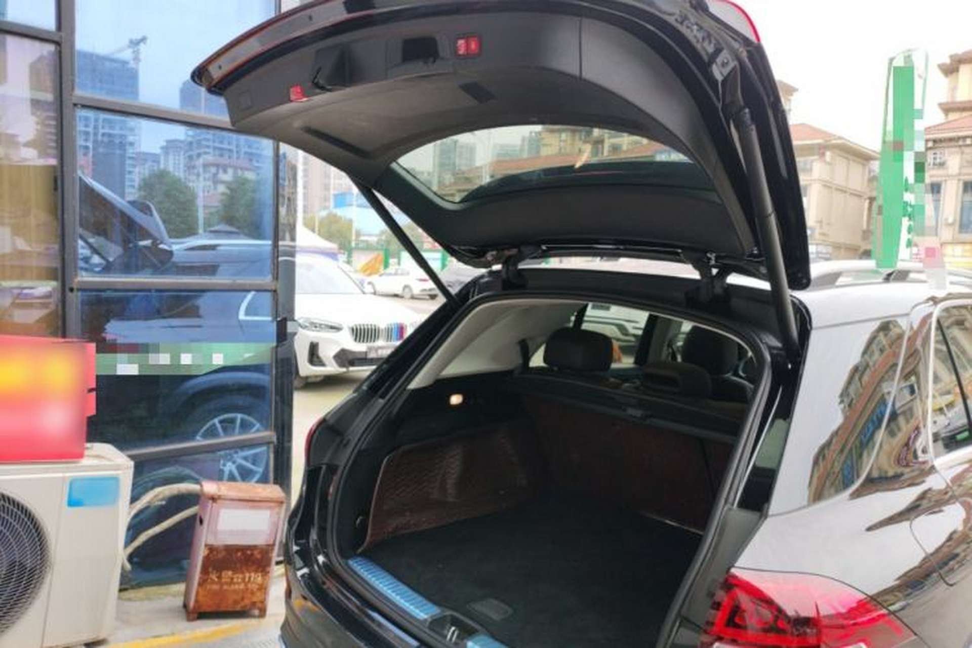 Used Mercedes-Benz GLE 2021 GLE 350 4MATIC Stylish Model Trunk