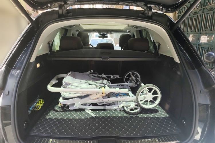 Used Mercedes-Benz GLE 2021 GLE 350 4MATIC Dynamic Edition Trunk