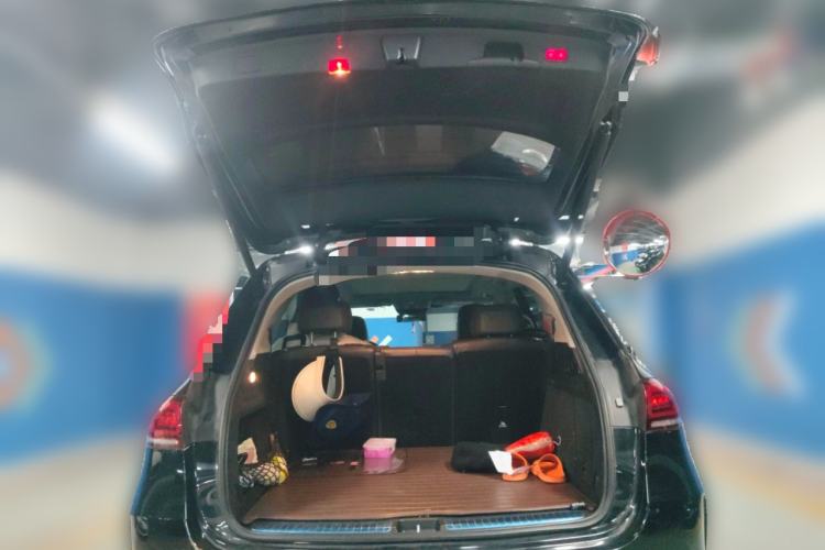 Used Mercedes-Benz GLE 2021 GLE 450 4MATIC Luxury Model Trunk