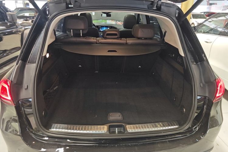 Used Mercedes-Benz GLE 2021 GLE 350 4MATIC Stylish Model Trunk