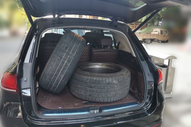 Used Mercedes-Benz GLE 2021 GLE 350 4MATIC Stylish Model Trunk