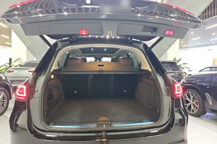 Used Mercedes-Benz GLE 2021 GLE 350 4MATIC Stylish Model Trunk