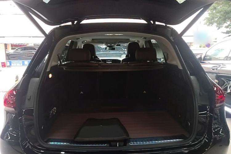 Used Mercedes-Benz GLE 2021 GLE 350 4MATIC Dynamic Edition Trunk