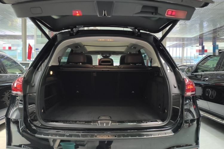 Used Mercedes-Benz GLE 2021 GLE 350 4MATIC Stylish Model Trunk