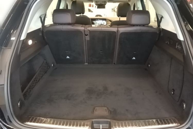 Used Mercedes-Benz GLE 2021 GLE 450 4MATIC Luxury Model Trunk