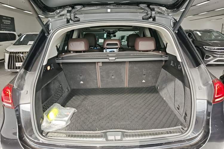 Used Mercedes-Benz GLE 2021 GLE 350 4MATIC Dynamic Edition Trunk