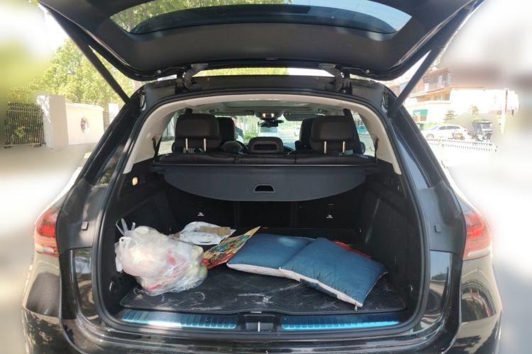 Used Mercedes-Benz GLE 2021 GLE 450 4MATIC AMG Line Trunk