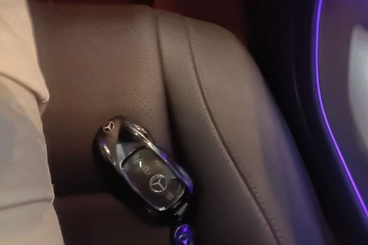 Used Mercedes-Benz GLE 2021 GLE 450 4MATIC Stylish Model Vehicle Key