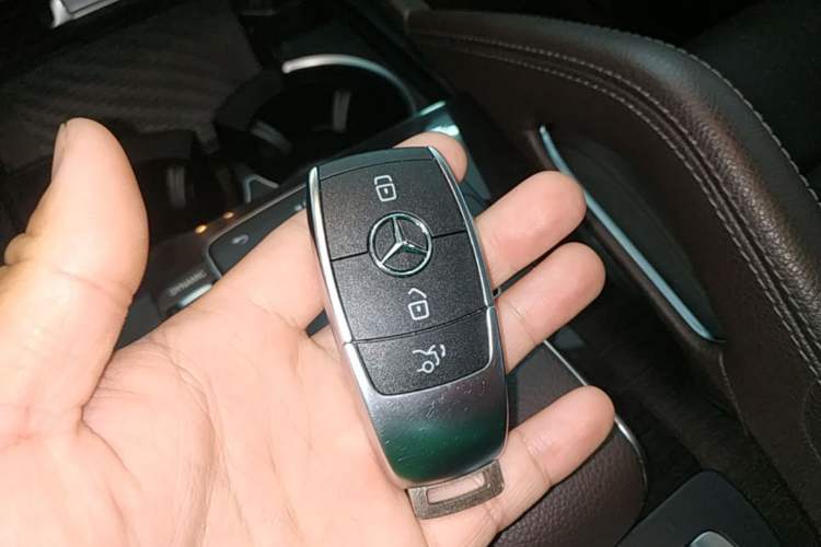Used Mercedes-Benz GLE 2021 GLE 350 4MATIC Stylish Model Vehicle Key