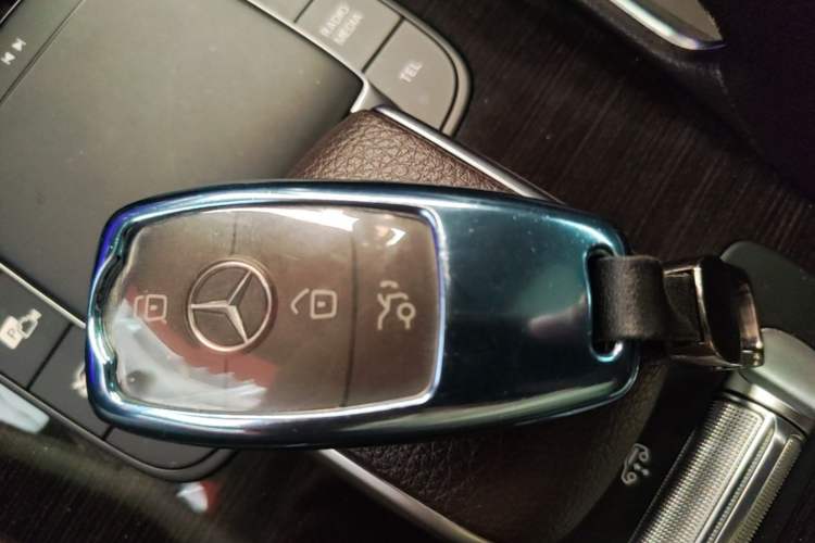 Used Mercedes-Benz GLE 2021 GLE 350 4MATIC Stylish Model Vehicle Key