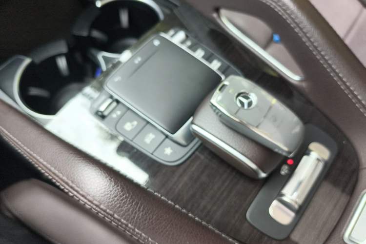 Used Mercedes-Benz GLE 2021 GLE 350 4MATIC Stylish Model Vehicle Key