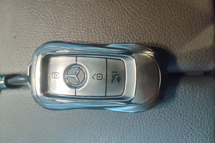 Used Mercedes-Benz GLE 2021 GLE 450 4MATIC Luxury Model Vehicle Key