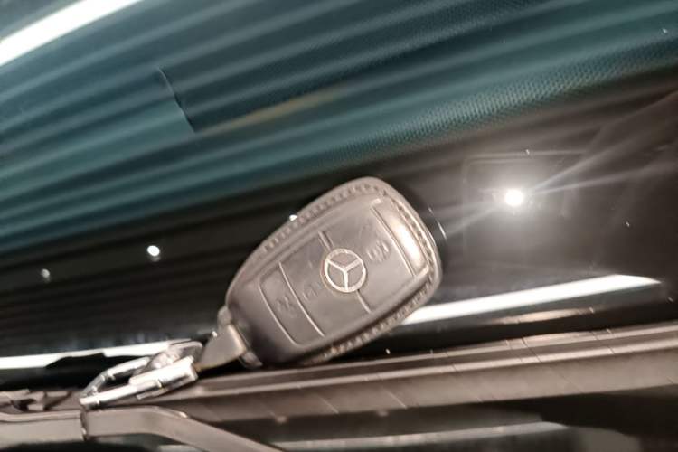 Used Mercedes-Benz GLE 2021 GLE 350 4MATIC Stylish Model Vehicle Key