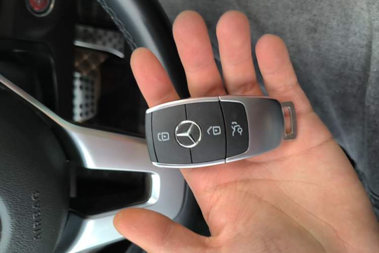 Used Mercedes-Benz GLE 2021 GLE 350 4MATIC Stylish Model Vehicle Key