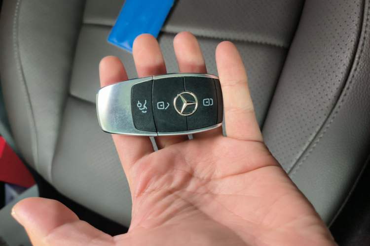 Used Mercedes-Benz GLE 2021 GLE 350 4MATIC Stylish Model Vehicle Key