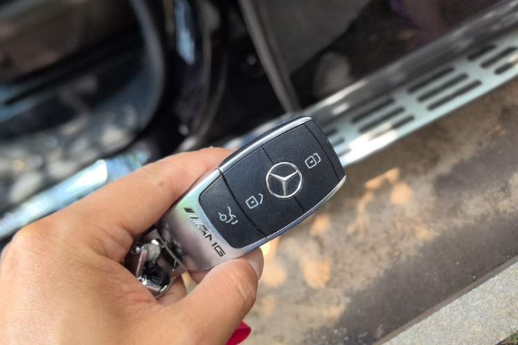 Used Mercedes-Benz GLE 2021 GLE 350 4MATIC Luxury Model Vehicle Key