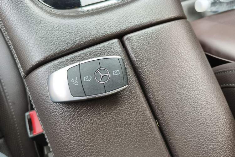 Used Mercedes-Benz GLE 2021 GLE 450 4MATIC Stylish Model Vehicle Key