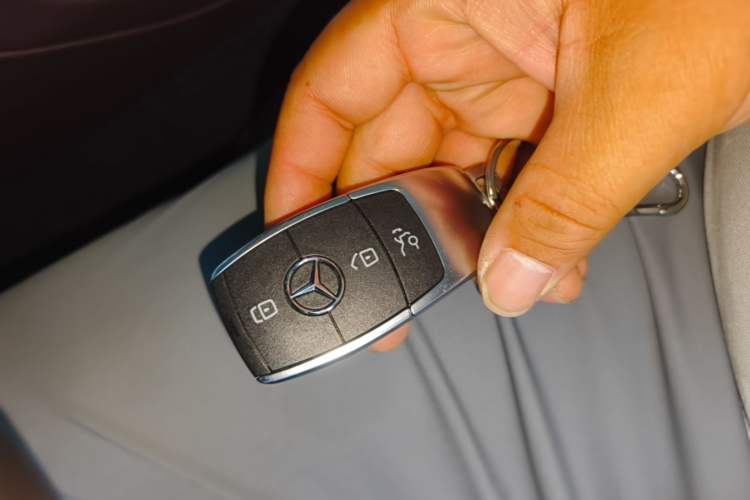 Used Mercedes-Benz GLE 2021 GLE 350 4MATIC Stylish Model Vehicle Key