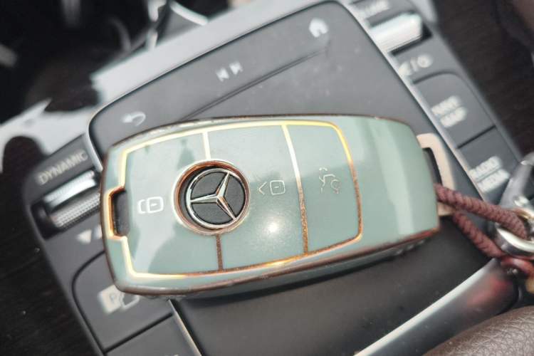 Used Mercedes-Benz GLE 2021 GLE 350 4MATIC Stylish Model Vehicle Key