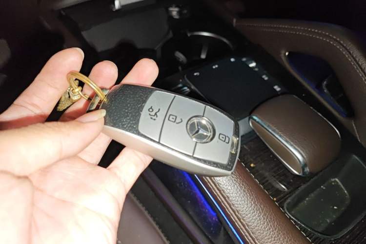 Used Mercedes-Benz GLE 2021 GLE 350 4MATIC Stylish Model Vehicle Key