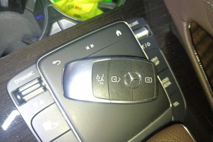 Used Mercedes-Benz GLE 2021 GLE 350 4MATIC Stylish Model Vehicle Key