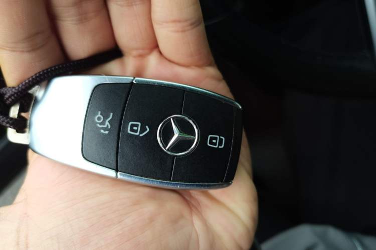 Used Mercedes-Benz GLE 2021 GLE 350 4MATIC Dynamic Edition Vehicle Key