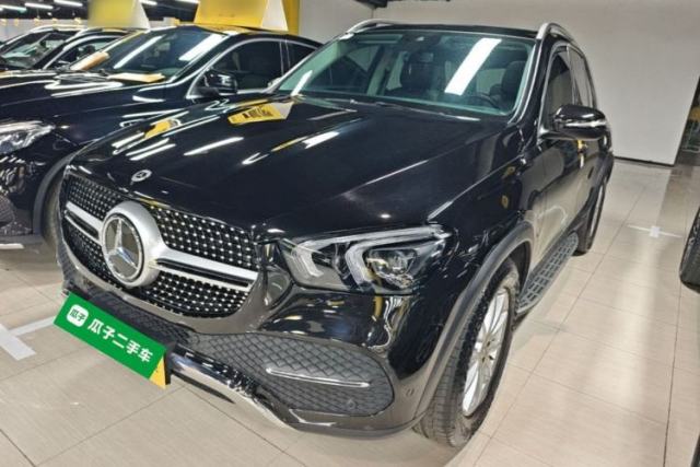 Ojetý Mercedes-Benz GLE 2021 GLE 350 4MATIC Dynamic Edition
