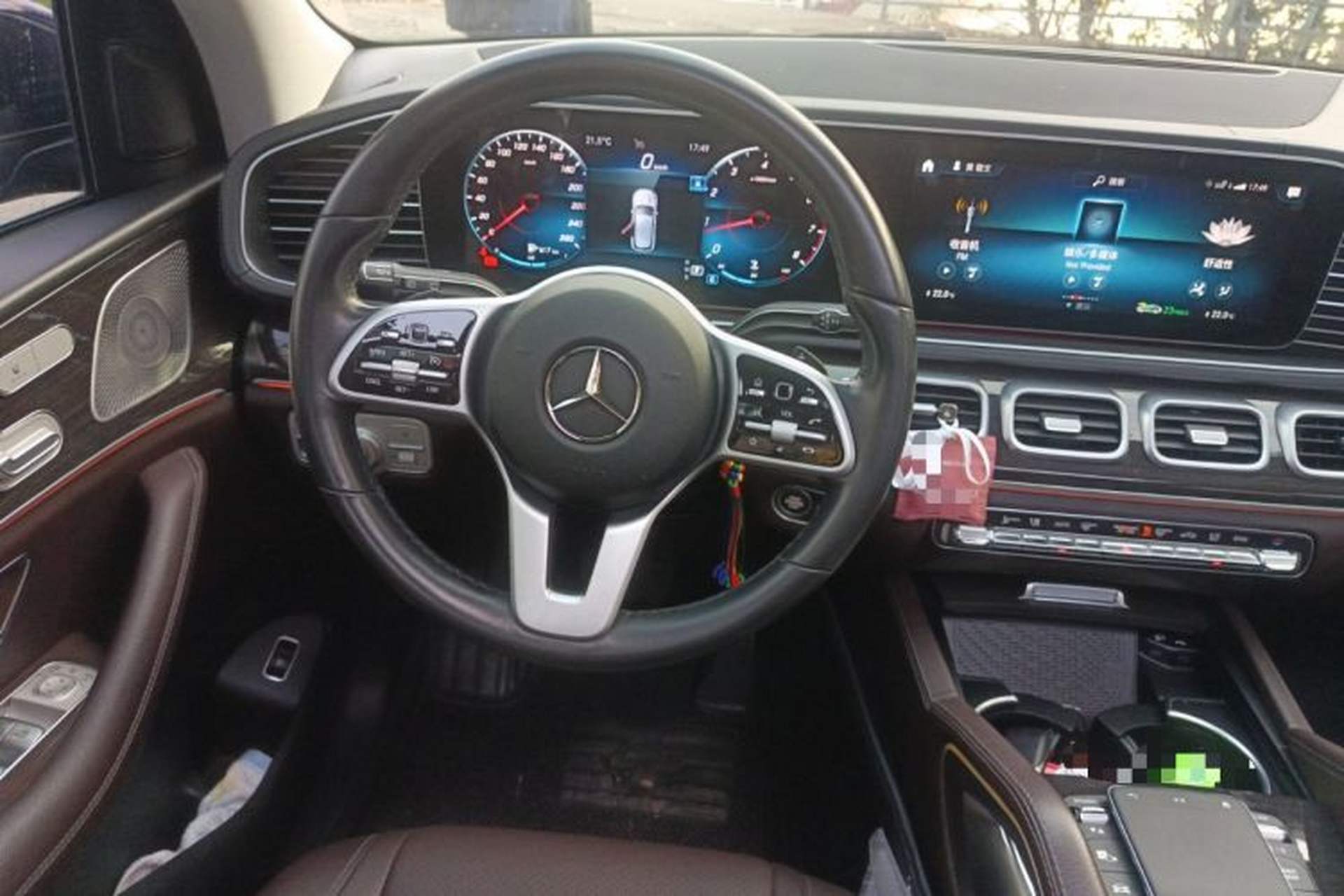 Used Mercedes-Benz GLE 2021 GLE 350 4MATIC Stylish Model Steering Wheel