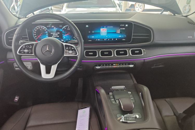 Used Mercedes-Benz GLE 2021 GLE 450 4MATIC Luxury Model Center Console