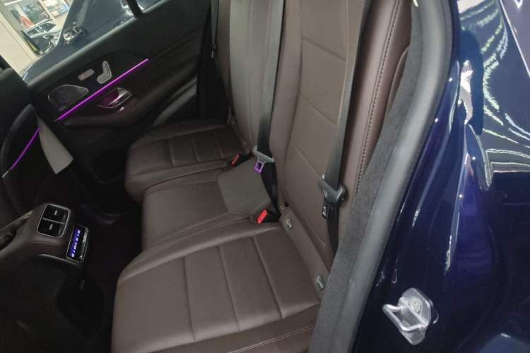 Used Mercedes-Benz GLE 2021 GLE 450 4MATIC Luxury Model Left Rear Seat