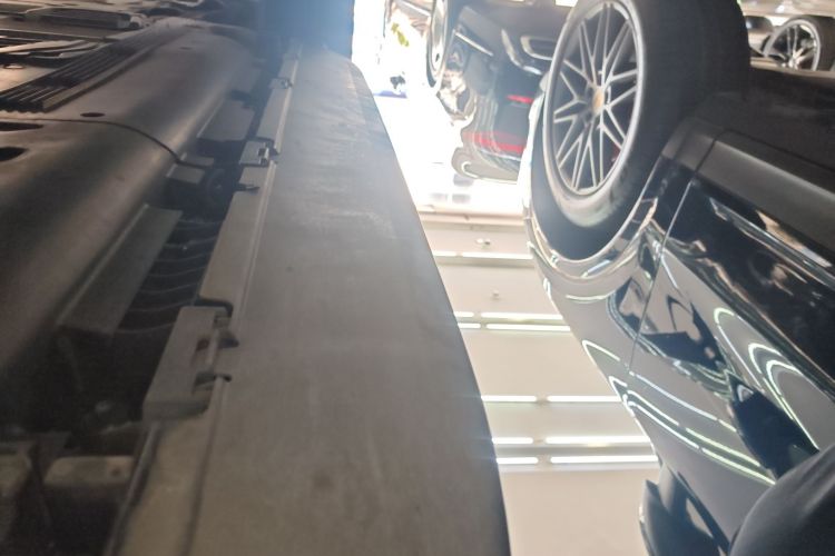 Used Mercedes-Benz GLE 2021 GLE 450 4MATIC Luxury Model Left Side Sill