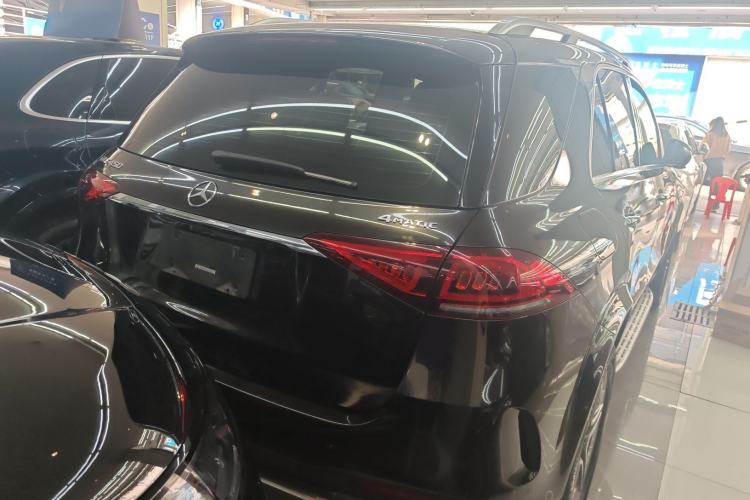 Used Mercedes-Benz GLE 2021 GLE 450 4MATIC Luxury Model Rear Right 45 Deg