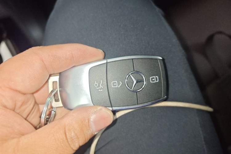 Used Mercedes-Benz GLE 2021 GLE 450 4MATIC Luxury Model Vehicle Key