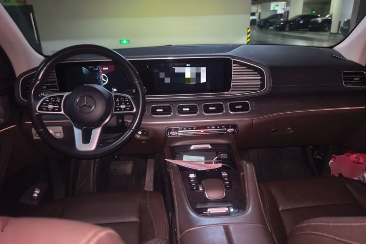 Used Mercedes-Benz GLE 2021 GLE 450 4MATIC Luxury Model Center Console