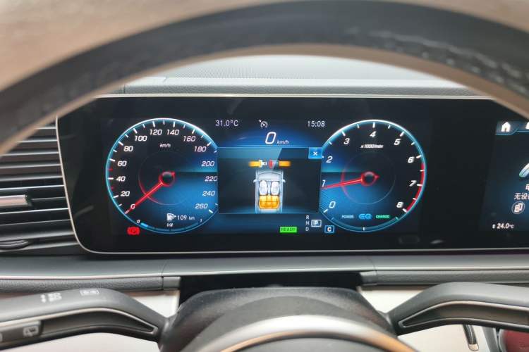 Used Mercedes-Benz GLE 2021 GLE 450 4MATIC Stylish Model Instrument Cluster