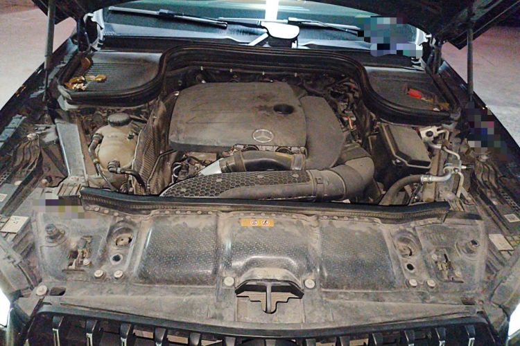 Used Mercedes-Benz GLE 2021 GLE 350 4MATIC Dynamic Edition Engine Bay