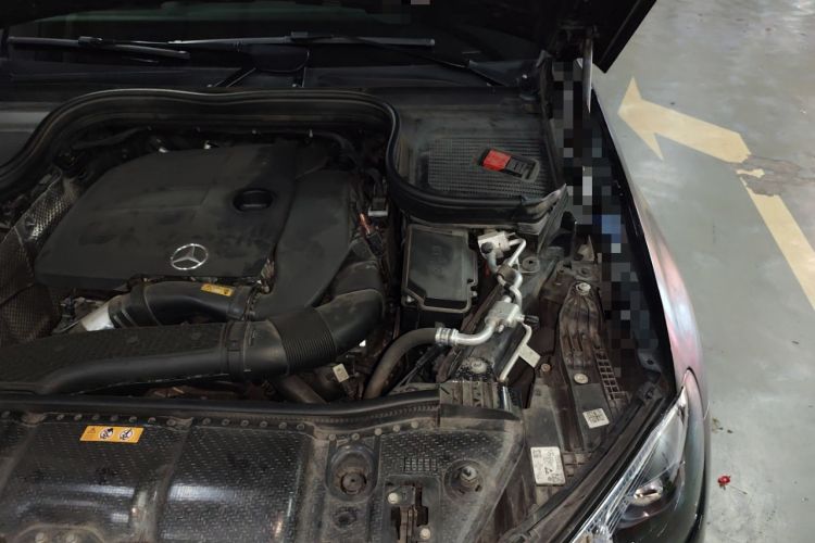 Used Mercedes-Benz GLE 2021 GLE 350 4MATIC Stylish Model Engine Bay Left
