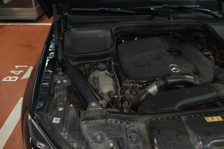 Used Mercedes-Benz GLE 2021 GLE 350 4MATIC Stylish Model Engine Bay Right