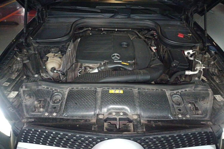 Used Mercedes-Benz GLE 2021 GLE 350 4MATIC Stylish Model Engine Bay