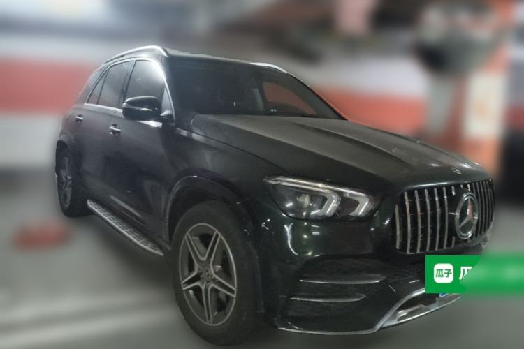 Used Mercedes-Benz GLE 2021 GLE 450 4MATIC Stylish Model Front Right 45 Deg