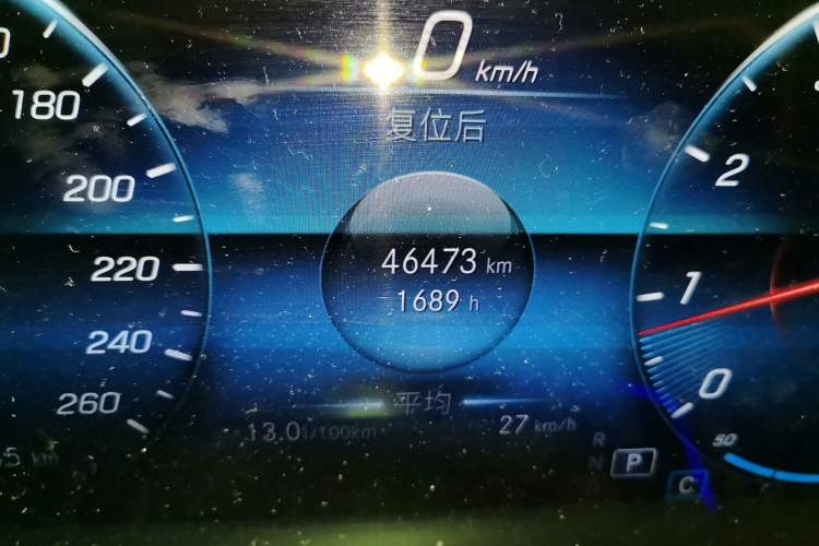 Used Mercedes-Benz GLE 2021 GLE 350 4MATIC Stylish Model Odometer Close Up