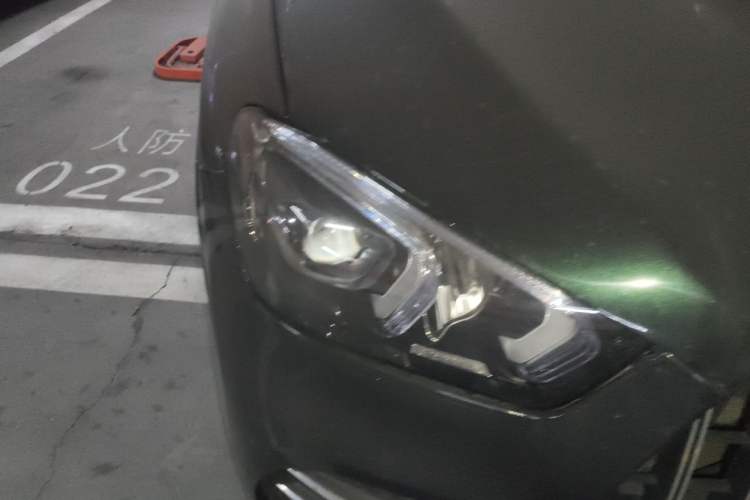 Used Mercedes-Benz GLE 2021 GLE 450 4MATIC Stylish Model Right Front Headlight