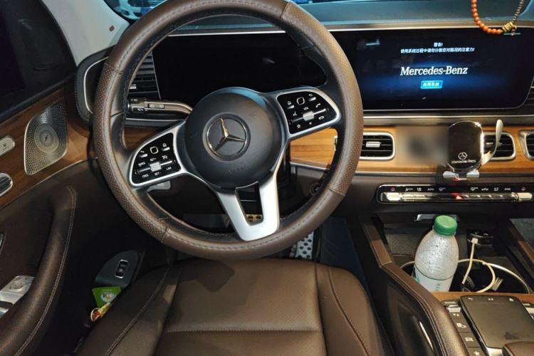 Used Mercedes-Benz GLE 2021 GLE 350 4MATIC Luxury Model Steering Wheel