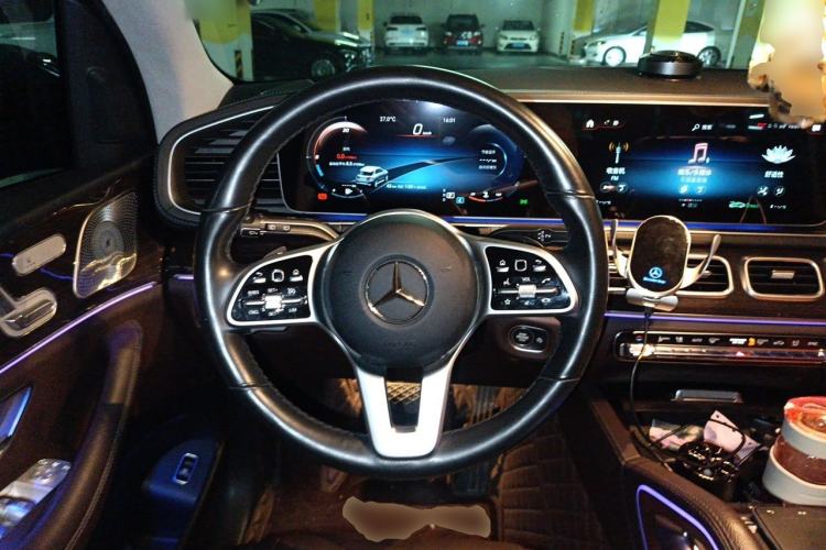 Used Mercedes-Benz GLE 2021 GLE 350 4MATIC Stylish Model Steering Wheel