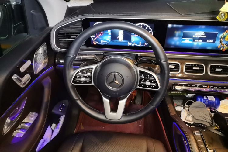 Used Mercedes-Benz GLE 2021 GLE 350 4MATIC Stylish Model Steering Wheel