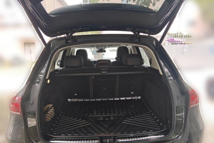 Used Mercedes-Benz GLE 2021 GLE 450 4MATIC Stylish Model Trunk