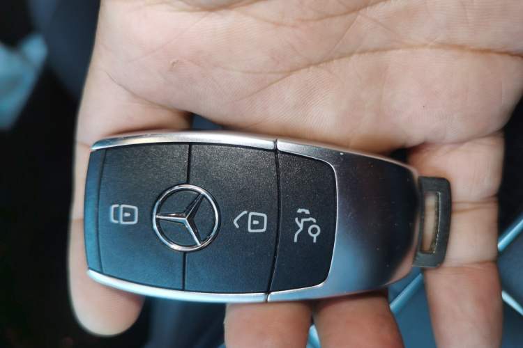 Used Mercedes-Benz GLE 2021 GLE 350 4MATIC Stylish Model Vehicle Key