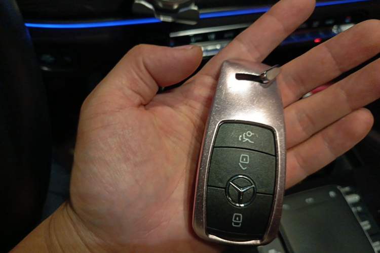 Used Mercedes-Benz GLE 2021 GLE 350 4MATIC Stylish Model Vehicle Key