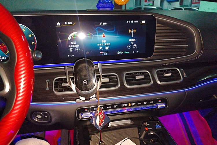 Used Mercedes-Benz GLE 2021 GLE 350 4MATIC Stylish Model Audio And AC Panel